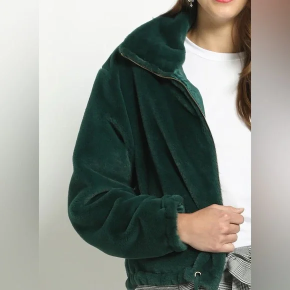 Faux Fur Zip Up - Picture 5 of 5